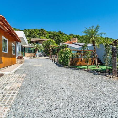 Villa Residencial Com Piscina Possui Jacuzzi Aquecida Com Hidromassagem Bombinhas Exterior foto