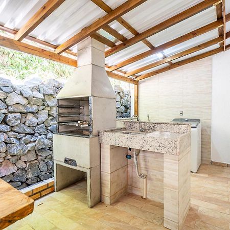 Villa Residencial Com Piscina Possui Jacuzzi Aquecida Com Hidromassagem Bombinhas Exterior foto