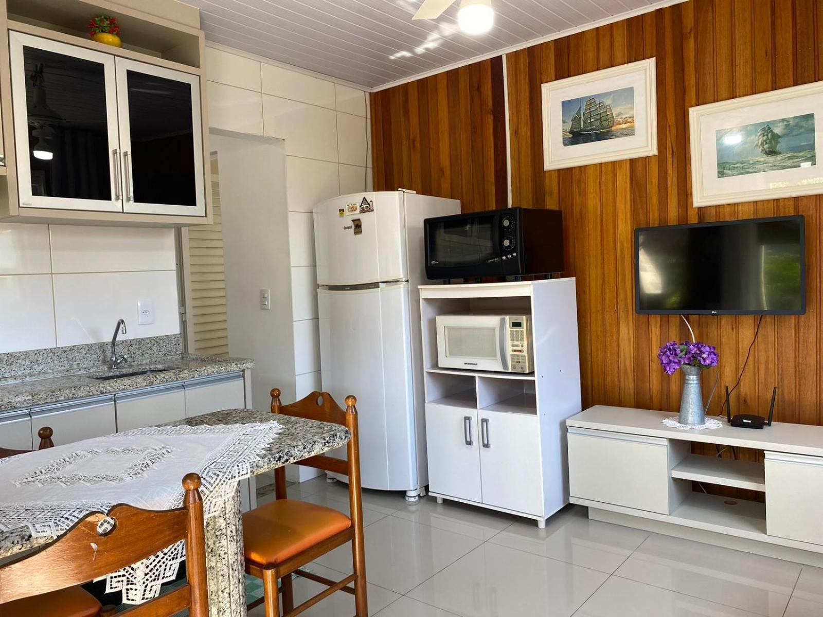Villa Residencial Com Piscina Possui Jacuzzi Aquecida Com Hidromassagem Bombinhas Exterior foto