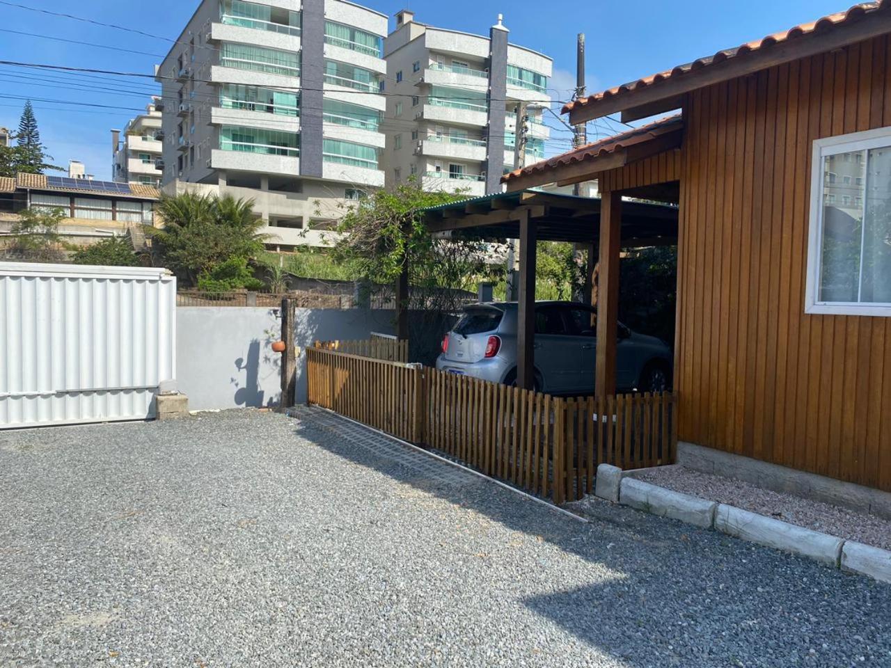 Villa Residencial Com Piscina Possui Jacuzzi Aquecida Com Hidromassagem Bombinhas Exterior foto