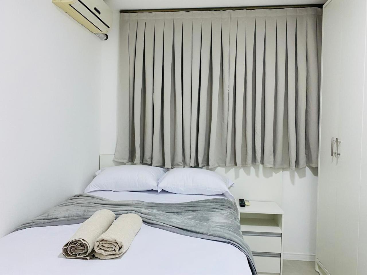 Villa Residencial Com Piscina Possui Jacuzzi Aquecida Com Hidromassagem Bombinhas Exterior foto